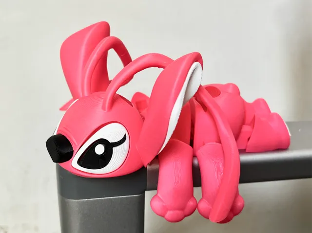 Articulated Pink toy NOAMS