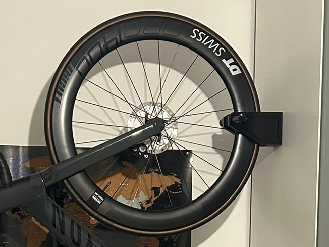 Bike tyre wall mount