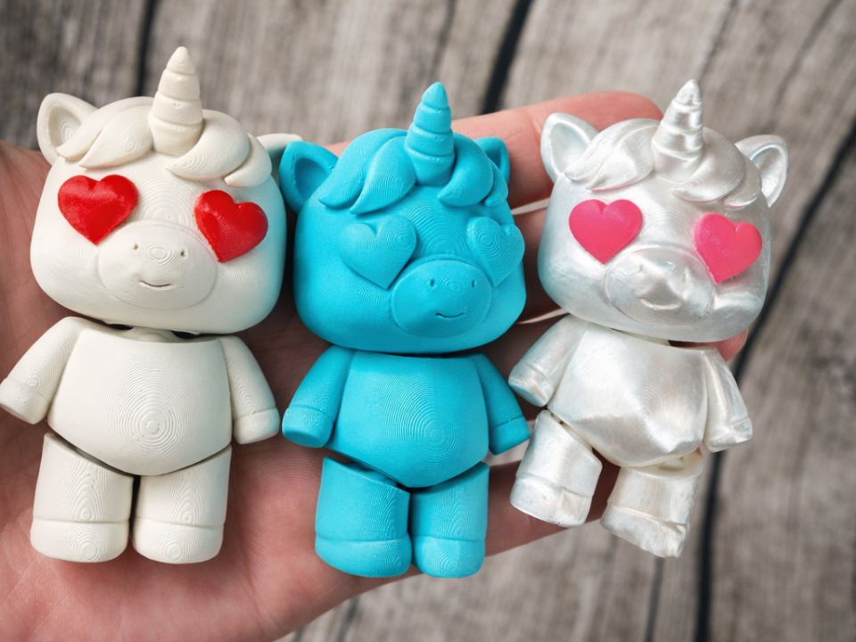 Flexi Heart Eyes Unicorn