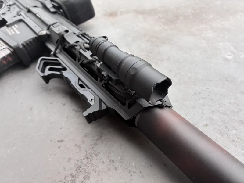 Surefire m300 replica - Tactical Flashlight