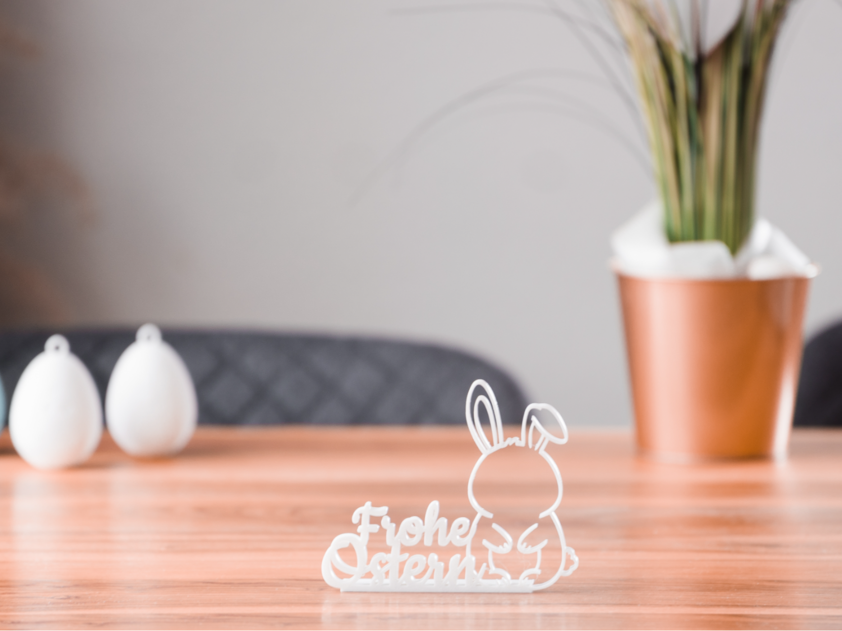 Moderner "Frohe Ostern" Hasen-Aufsteller