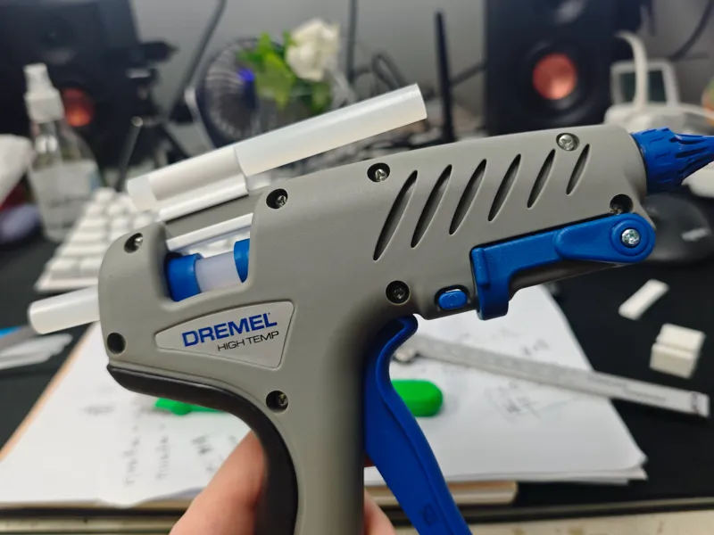 琢美（DREMEL）940 热熔胶枪 11mm 胶棒支架