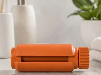 Toothpaste squeezer