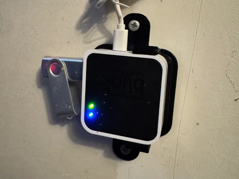 Blink Sync Module Mount