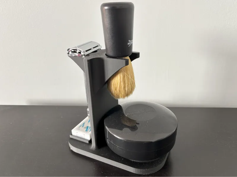 Safety Razor and Accessories Holder