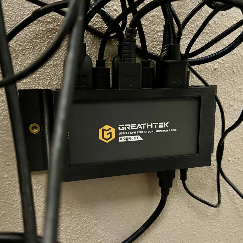 EVATEK KVM Switch Wall Mount