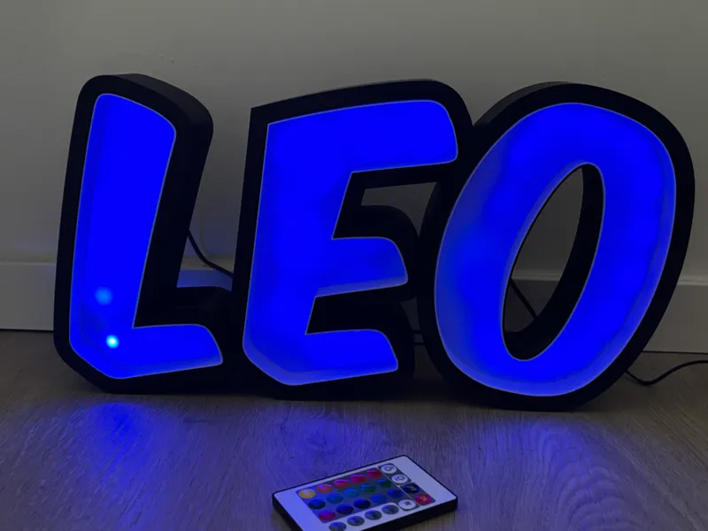 Namenslampe LEO