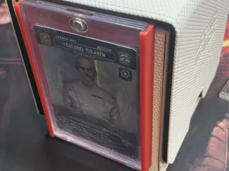 Leader holder for gamegenic deck box