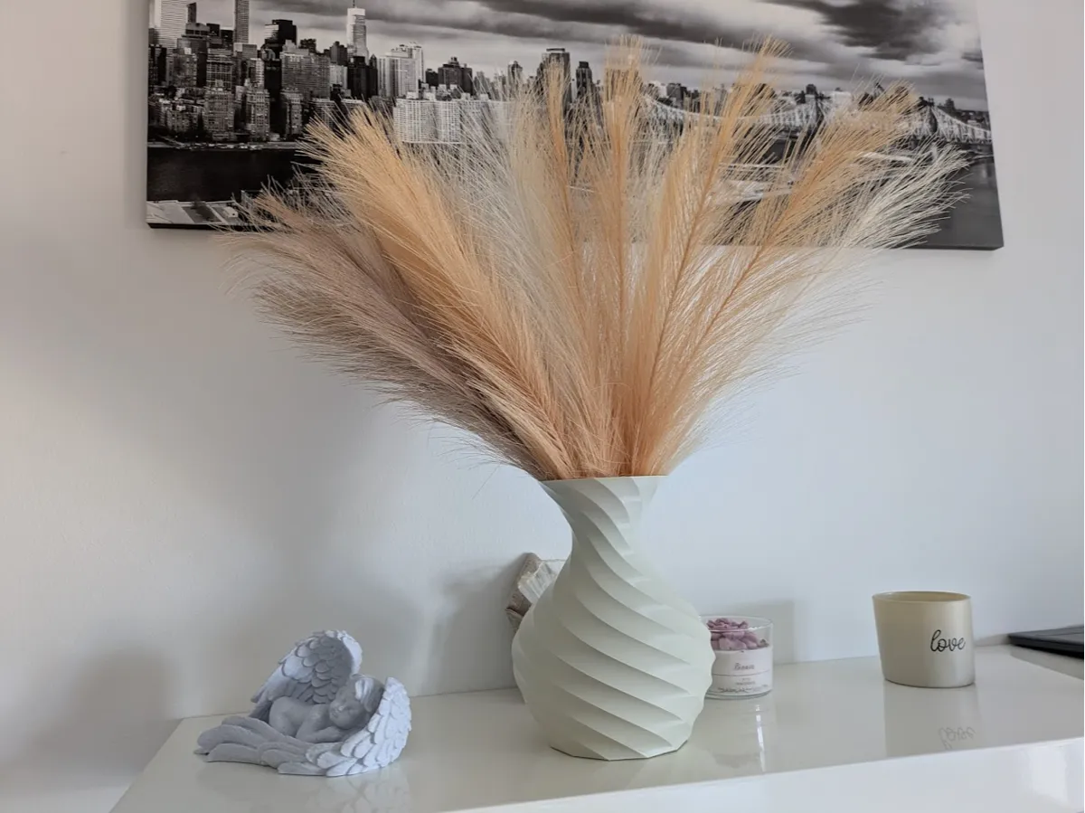 Vase en spirale