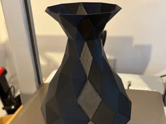 Low Poly Vaze
