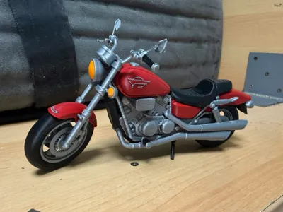MODELO MOTO HONDA MAGNA