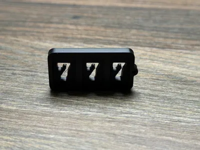 777 casino keychain
