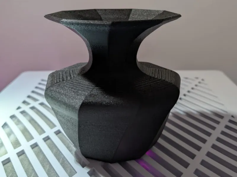 vase poly