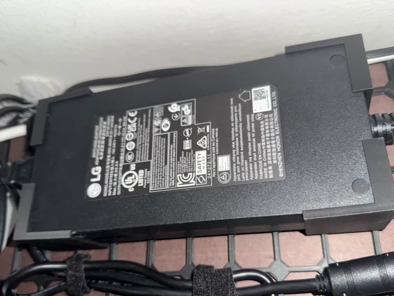 LG 45GX950A Power brick holder 