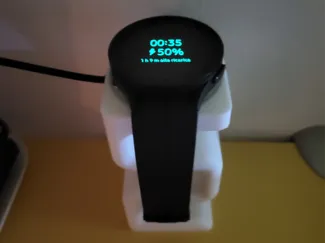 Stylish charging stand for Galaxy Watch 5 Pro