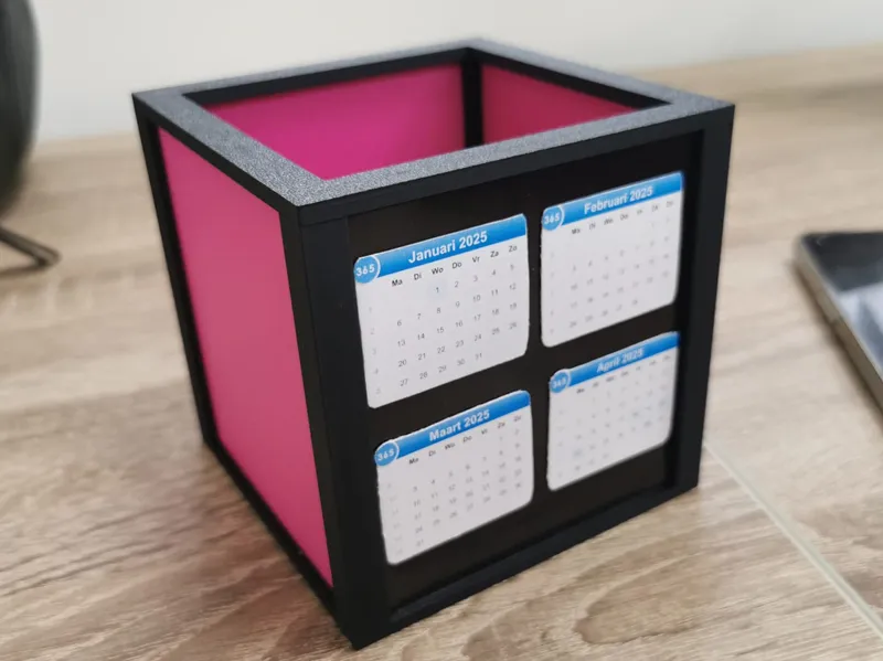 Desk Cube