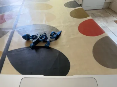 Gloobu the alien