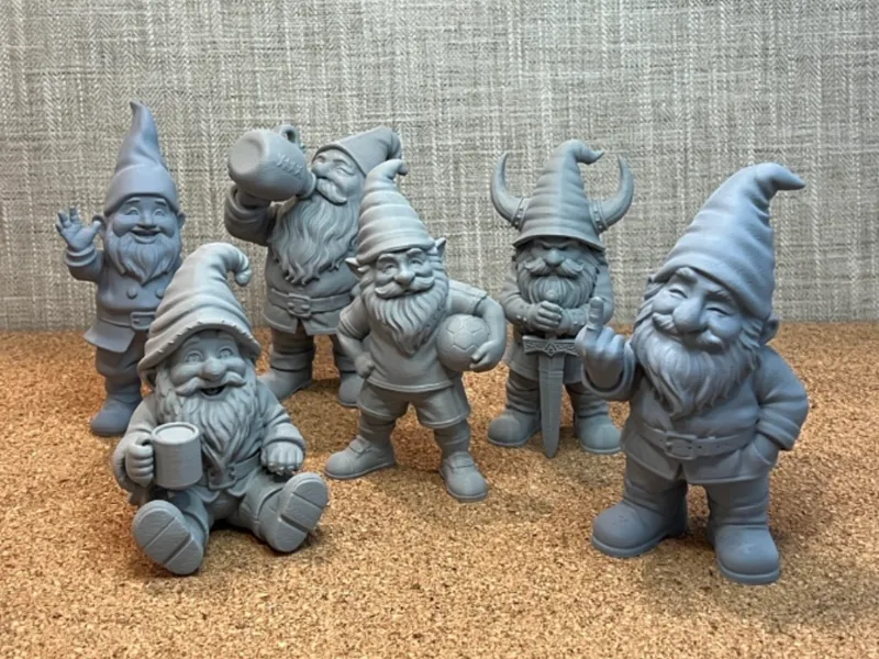 Bookshelf Gnomes