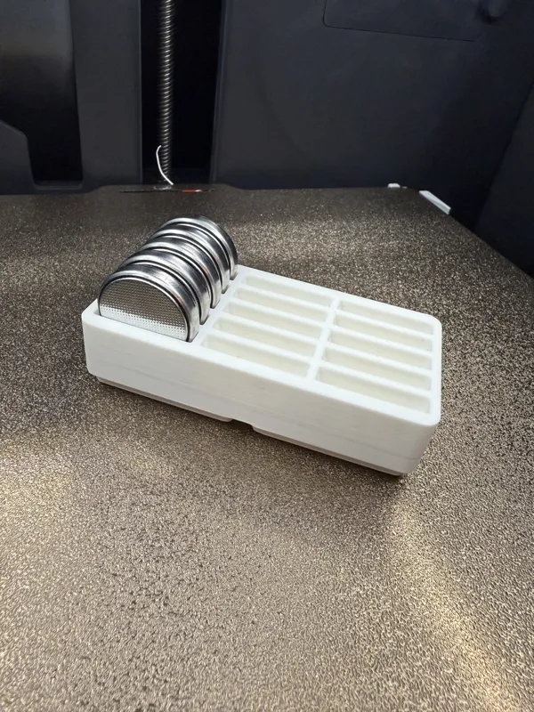 Gridfinity holder for CR2450 Batteries (15x)