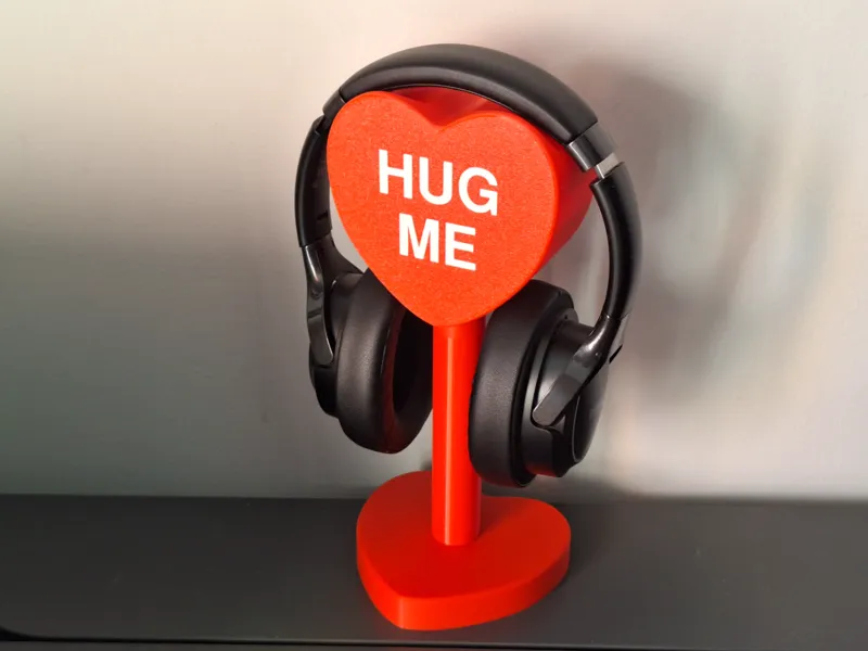 Heart Headphone Stand - Sweetheart Edition