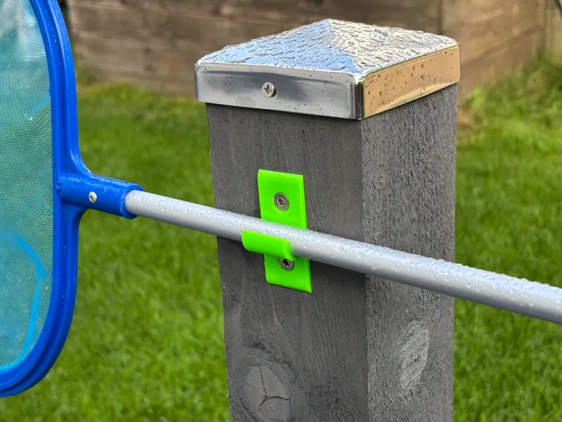 Simple holder for 10mm rod - Pool net holder