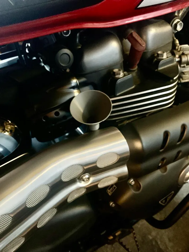 Oil Funnel Triumph Street Scrambler 900 – 3D Print