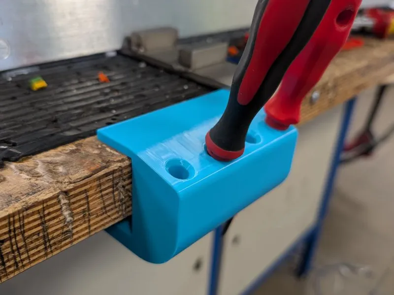 3D Printed Screwdriver Holder – Table Edge Mount