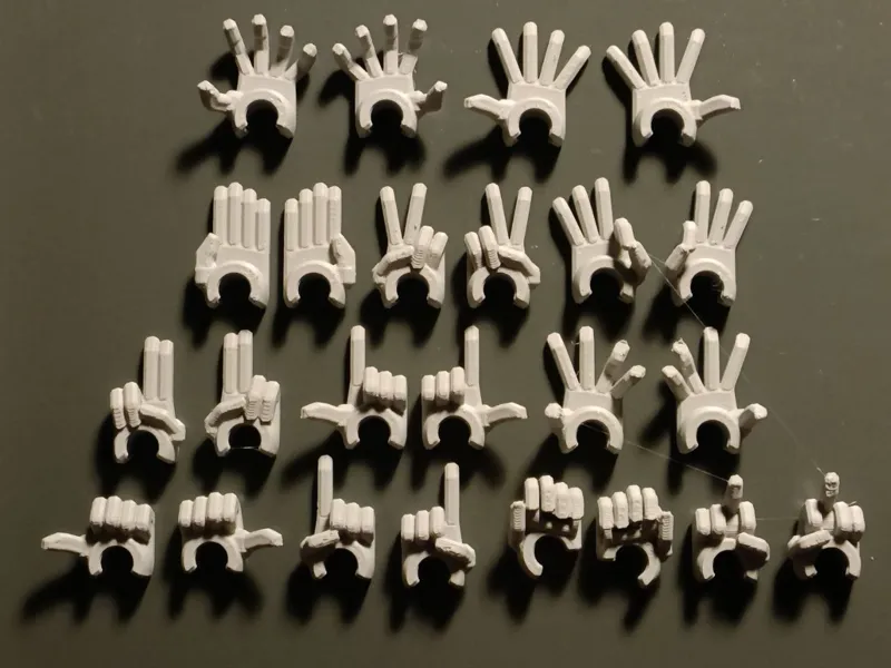 Dummy 13 Extra Hands Pack (100%–225%)