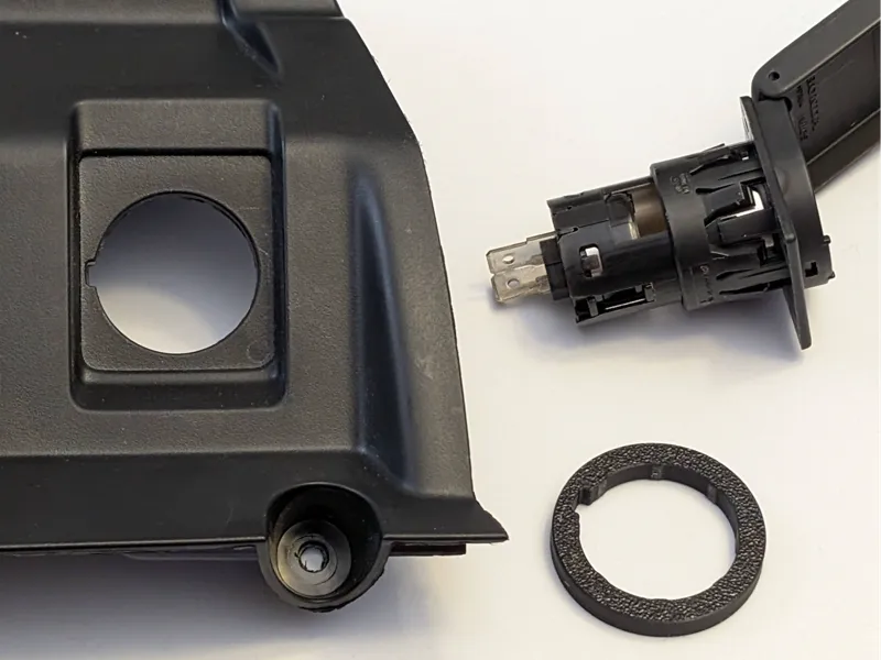 Car 12V Accessory Outlet Removal Tool