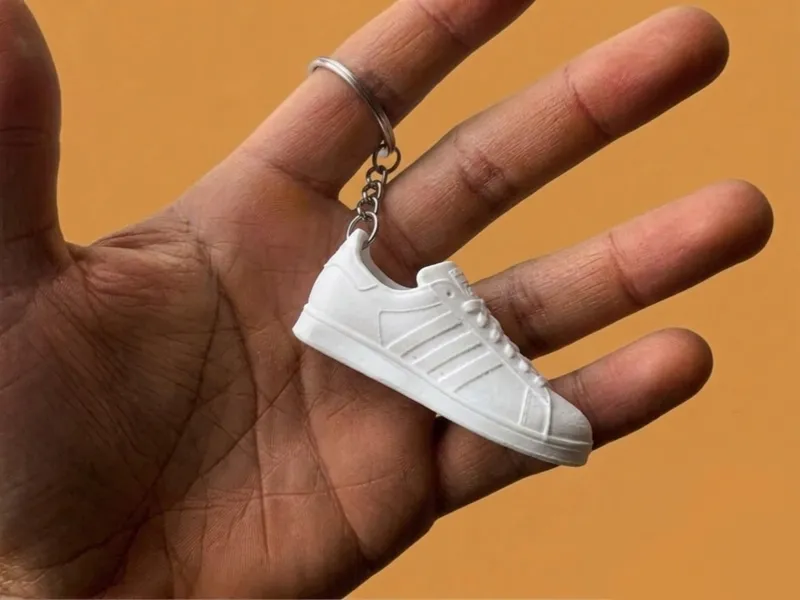 ADIDAS SUPERSTAR (right foot)