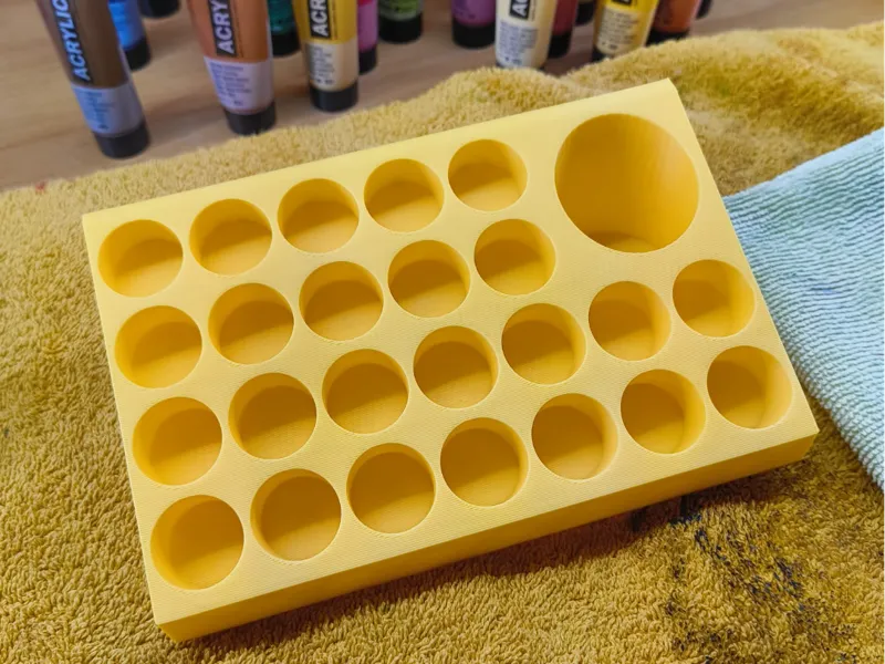 Paint holder