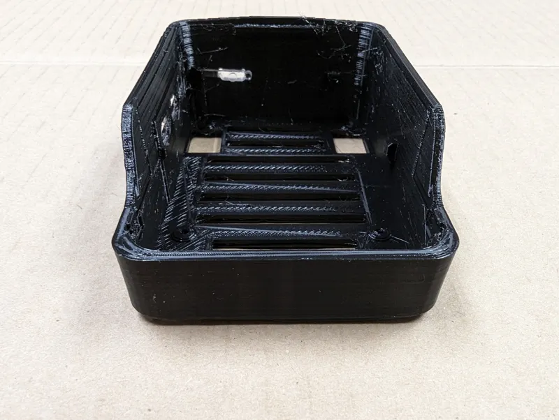Raspberry Pi5 pimoroni SSD case bottom