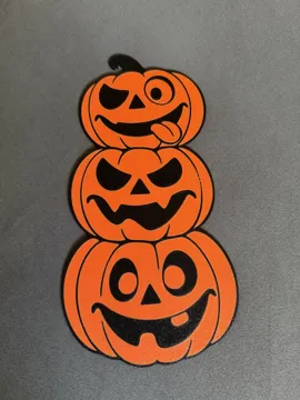 Adorno temático: Three cheeky Halloween pumpkins — vista de referencia 4