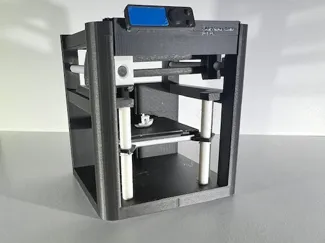 Benchy on plate for Bambu Lab P1P Movable model