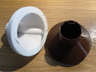 washer fluid reservoir funnel with air tube