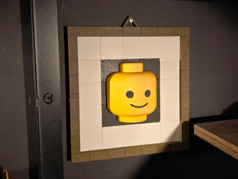 3D Brick Head in Frame_Legos Compatible