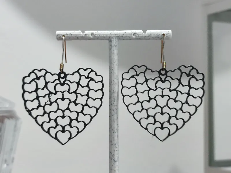 Aretes Encaje de Corazones