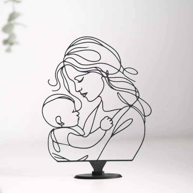 Mother and child Statuette