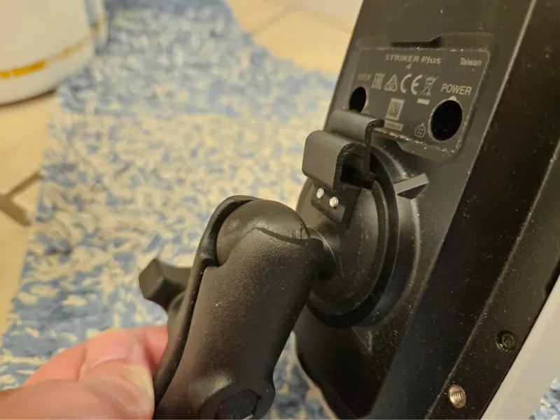 Garmin to RAM 1" ball mount adapter