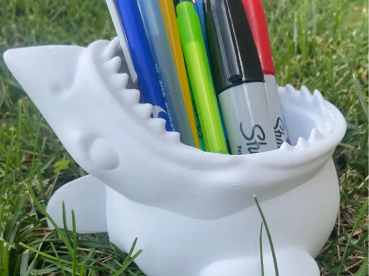 Shark pencil holder 