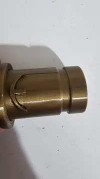 Adaptateur femelle-mâle pour aspirateur Dyson — photo 4