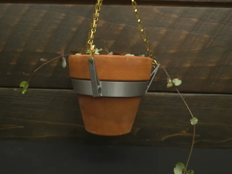 4" Pot Hanger