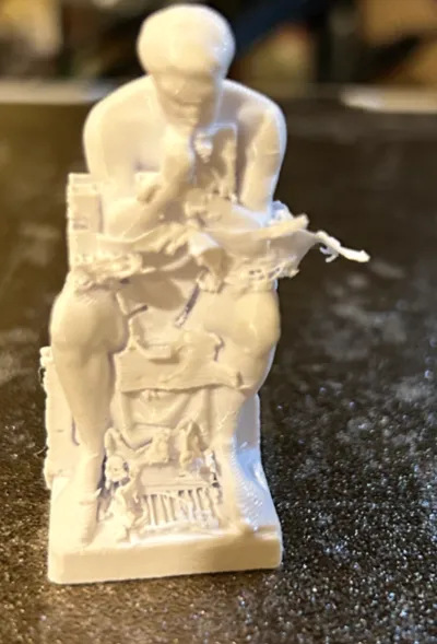 Thinking Statue 