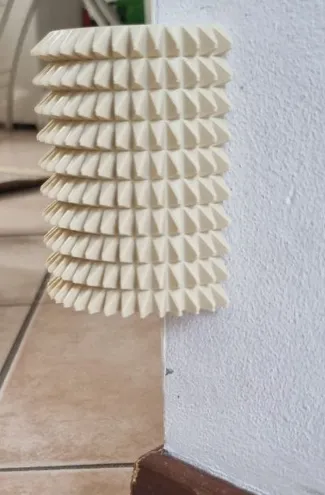Self Groomer and massager For Cats