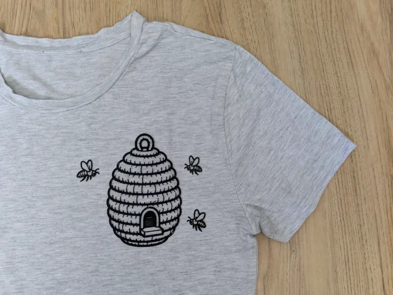 Shirt Print - Bees with Hive