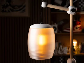 Accesorio de iluminación decorativa: Adjustable Wooden Floor Lamp — vista de referencia 4