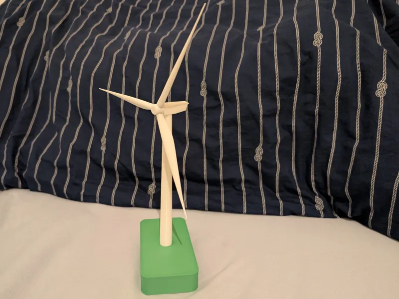 Wind Turbine Mini Model Senvion, CarryVersion Box 