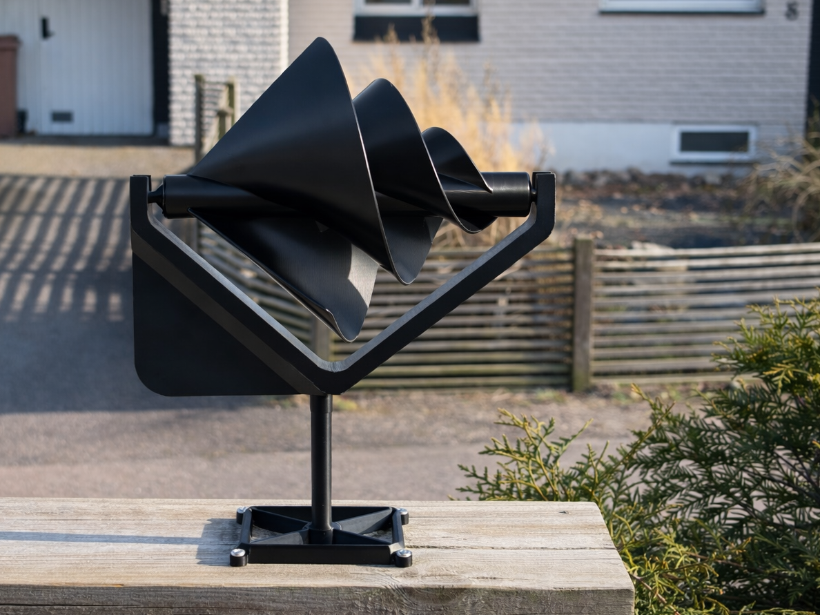 Archimedes Wind Turbine - Outdoor wind spinner
