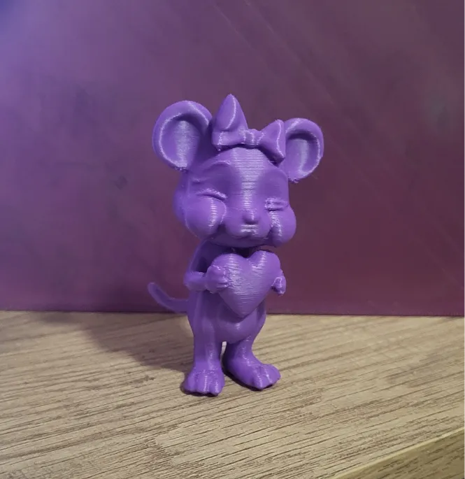 Cute mouse with heart