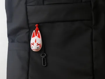 Llavero: Kitsune – Japanese Fox Mask Keychain & Ornament — vista de referencia 2